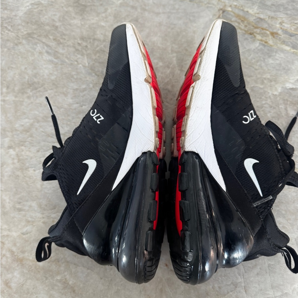 Nike Air Max 270 Black and White Sneakers (Big Kids)